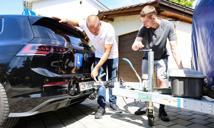 Anhänger_Prüfung_Fahrstunden